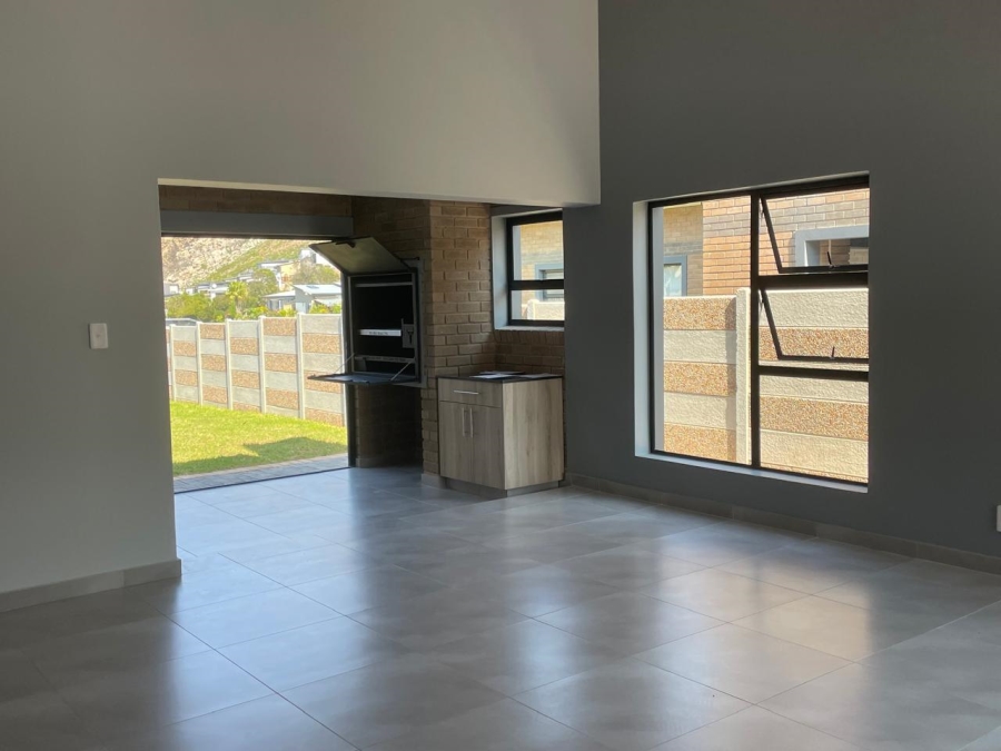 3 Bedroom Property for Sale in Island View Western Cape